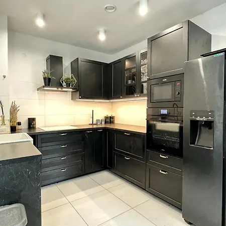 Stylowy Apartament W Sercu Uzdrowiska Jedlina-Zdroj Exterior photo